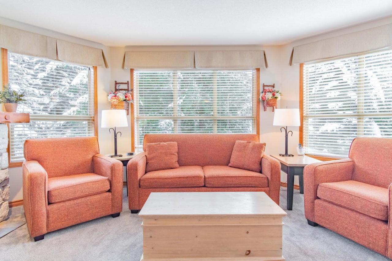 The Best Ski In Ski Out Two Bedroom Condo At Aspens Whistler Exterior foto